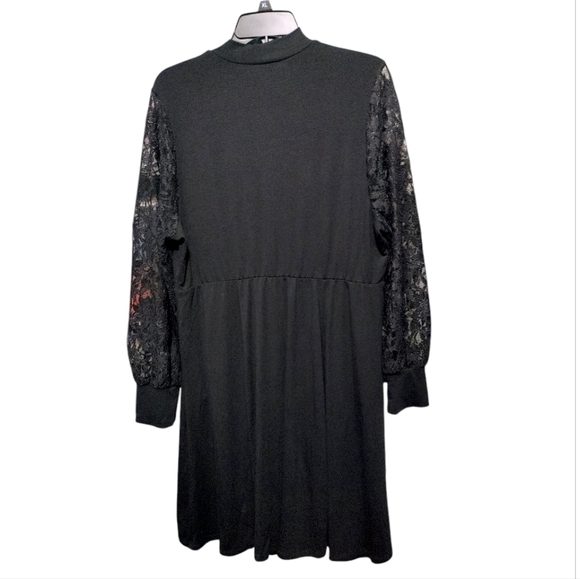 Torrid At The Knee Jersey Lace Sleeve Mock Neck Skater Dress Womens Plus Size 1X - Picture 6 of 13
